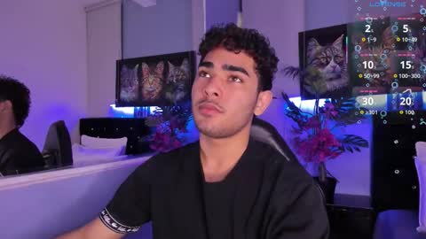 lucascarterr online show from November 26, 2025, 4:46 am