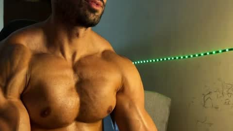 lucasfit24 online show from August 10, 2026, 12:47 am