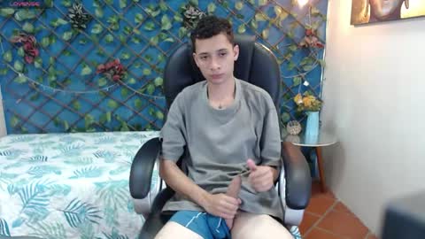 LucassSmith11 online show from April 20, 2026, 7:04 pm