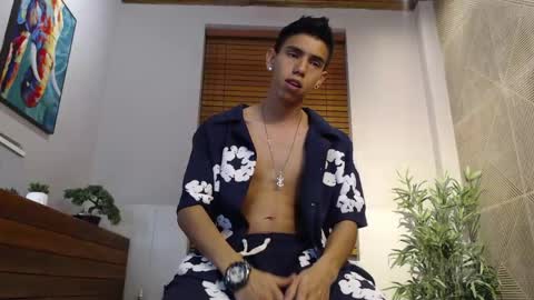 Snapshot of lucca_moreti chatting on May 12, 2026, 3:36 am Lucca Moreti online show from May 12, 2026, 3:36 am