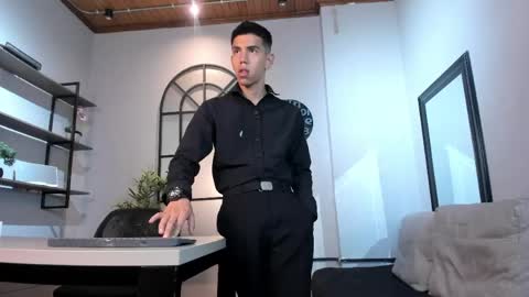 Snapshot of lucca_moreti chatting on May 15, 2026, 3:57 am Lucca Moreti online show from May 15, 2026, 3:57 am