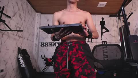 Snapshot of lucca_moreti chatting on May 29, 2026, 3:48 am Lucca Moreti online show from May 29, 2026, 3:48 am