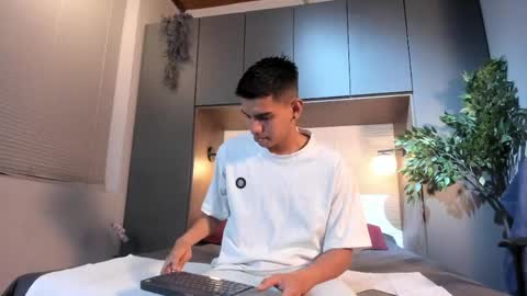 Snapshot of lucca_moreti chatting on June 1, 2026, 3:41 am Lucca Moreti online show from June 1, 2026, 3:41 am