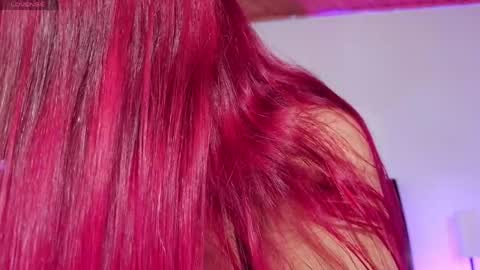 Luccy online show from April 21, 2026, 3:07 pm