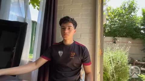 Felipe online show from October 31, 2025, 3:57 pm