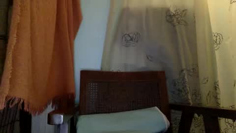 Luci Layne online show from May 10, 2026, 6:57 pm