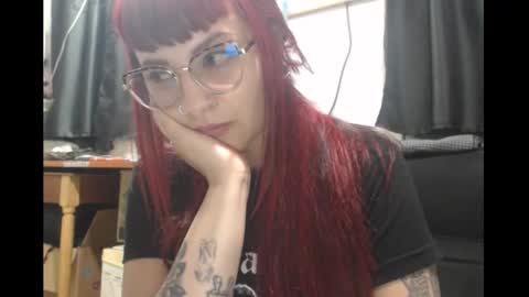 Lulu DCarton online show from February 5, 2026, 3:22 am