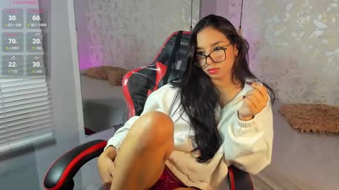 L U C I A online show from October 22, 2025, 1:11 pm