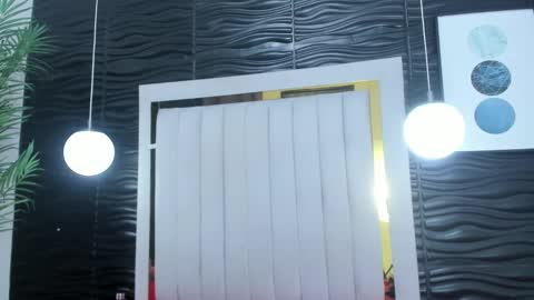 Lucia Vonne online show from February 22, 2025, 6:30 pm