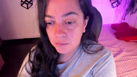 Lucia Vonne online show from October 30, 2025, 1:34 pm