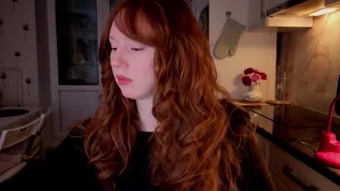 Snapshot of luciacoy chatting on November 28, 2025, 5:15 pm Lucia online show from November 28, 2025, 5:15 pm