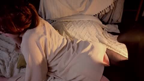 Snapshot of luciacoy chatting on December 13, 2025, 7:53 pm Lucia online show from December 13, 2025, 7:53 pm