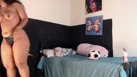 Snapshot of luciana_keating chatting on July 24, 2026, 8:01 am luciana online show from July 24, 2026, 8:01 am