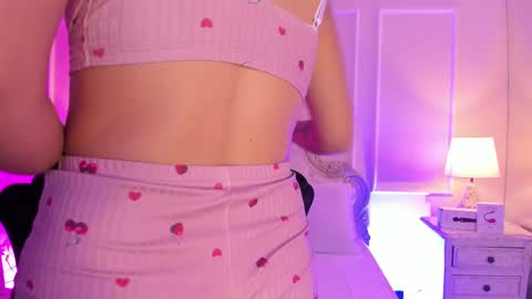    online show from October 10, 2025, 4:22 am