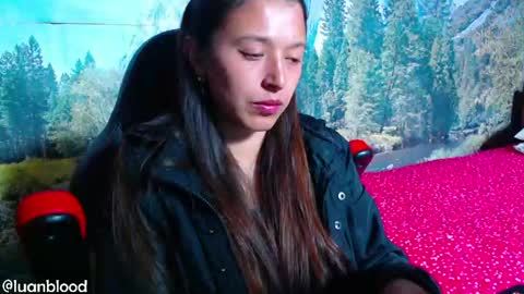 Snapshot of lucianahalen chatting on June 2, 2026, 1:29 am Lucy online show from June 2, 2026, 1:29 am