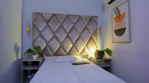 Luci  online show from March 1, 2025, 12:12 pm