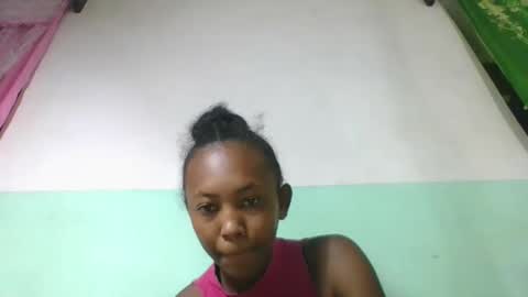Snapshot of lucie196645 chatting on April 24, 2026, 2:36 am lucie196645 online show from April 24, 2026, 2:36 am