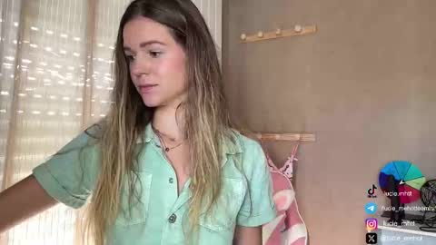 Lucie hot follow me on  online show from September 19, 2025, 9:11 am