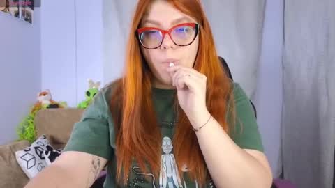 Lucie   online show from March 3, 2025, 4:03 am