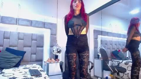 Snapshot of lucie_red chatting on June 7, 2026, 7:50 pm Lucie Red online show from June 7, 2026, 7:50 pm