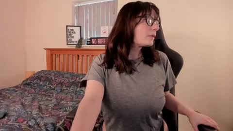 Lucie Winters online show from January 24, 2025, 2:08 pm