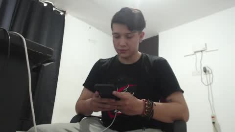 Fernando online show from April 25, 2026, 8:28 pm