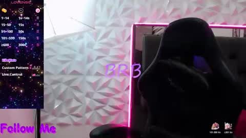 Mia Vergara online show from November 29, 2025, 4:48 am