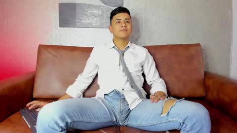 Leo online show from January 25, 2025, 2:03 pm