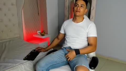 Leo online show from February 1, 2026, 11:42 am