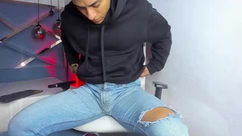 Leo online show from March 18, 2026, 11:35 am