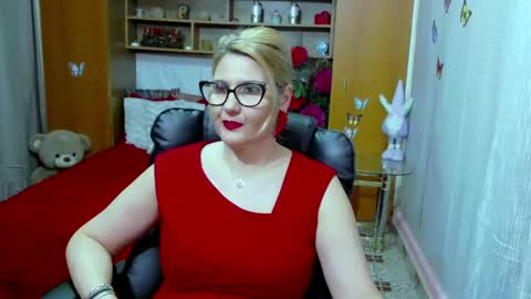 Lucille Fenly online show from January 13, 2025, 5:44 pm