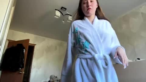 Maya online show from April 17, 2026, 6:16 am