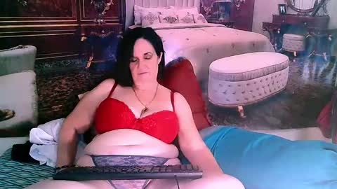 Snapshot of luciousgrace chatting on March 4, 2025, 9:29 am Grace online show from March 4, 2025, 9:29 am