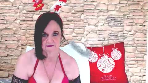 Snapshot of luciousgrace chatting on December 23, 2025, 5:38 am Grace online show from December 23, 2025, 5:38 am