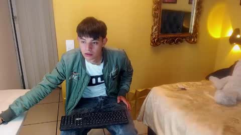 luckk_ online show from April 27, 2026, 6:11 am
