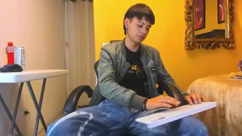 luckk_ online show from June 25, 2026, 4:56 am