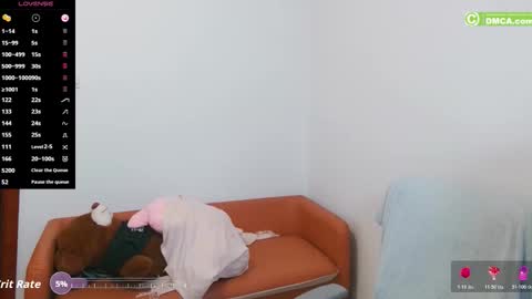 Snapshot of luckrose chatting on November 3, 2025, 2:13 am Jinn online show from November 3, 2025, 2:13 am