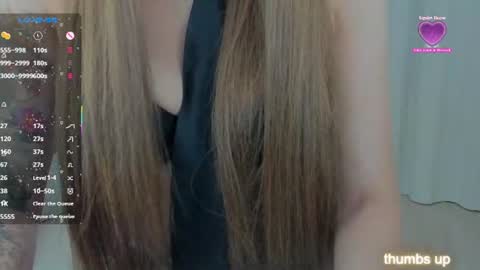 lucky__lady_ online show from June 18, 2026, 9:19 pm