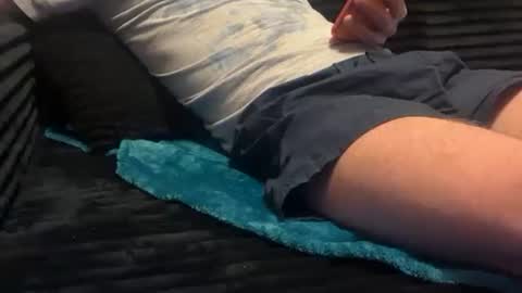 lucky_bme online show from April 8, 2026, 5:29 am