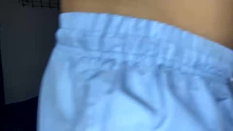 lucky_couple2025 online show from April 20, 2026, 11:06 pm