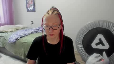 lucky_licky20 online show from February 14, 2025, 4:26 am