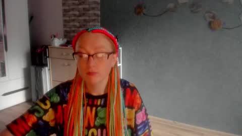 lucky_licky20 online show from September 9, 2025, 2:44 am