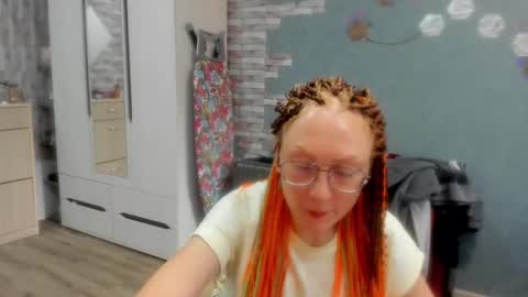 lucky_licky20 online show from October 26, 2025, 1:44 am