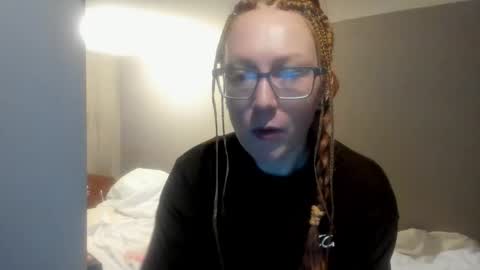 lucky_licky20 online show from March 4, 2026, 3:12 am