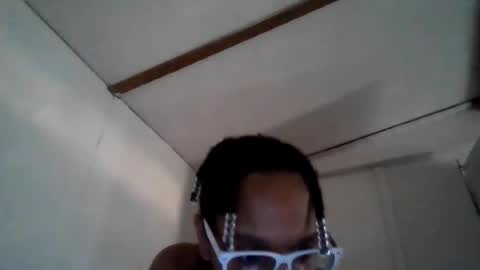 Snapshot of lucky_light_usa chatting on June 7, 2026, 6:11 pm lucky online show from June 7, 2026, 6:11 pm
