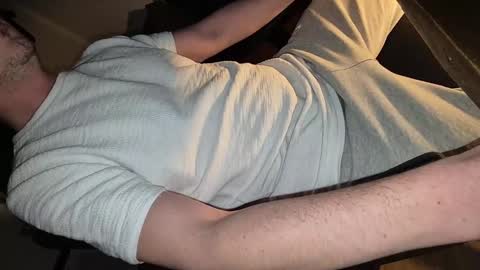 Snapshot of luckybong chatting on March 4, 2025, 9:54 pm luckybong online show from March 4, 2025, 9:54 pm