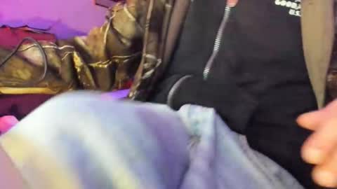 Snapshot of luckydrakex chatting on November 10, 2025, 9:14 pm Lucky online show from November 10, 2025, 9:14 pm