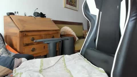 Snapshot of luckydrakex chatting on January 8, 2026, 10:50 am Lucky online show from January 8, 2026, 10:50 am