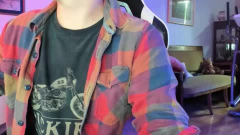 Snapshot of luckydrakex chatting on June 4, 2026, 6:14 pm Lucky online show from June 4, 2026, 6:14 pm