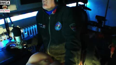        call me  Stefan online show from February 1, 2025, 7:23 pm